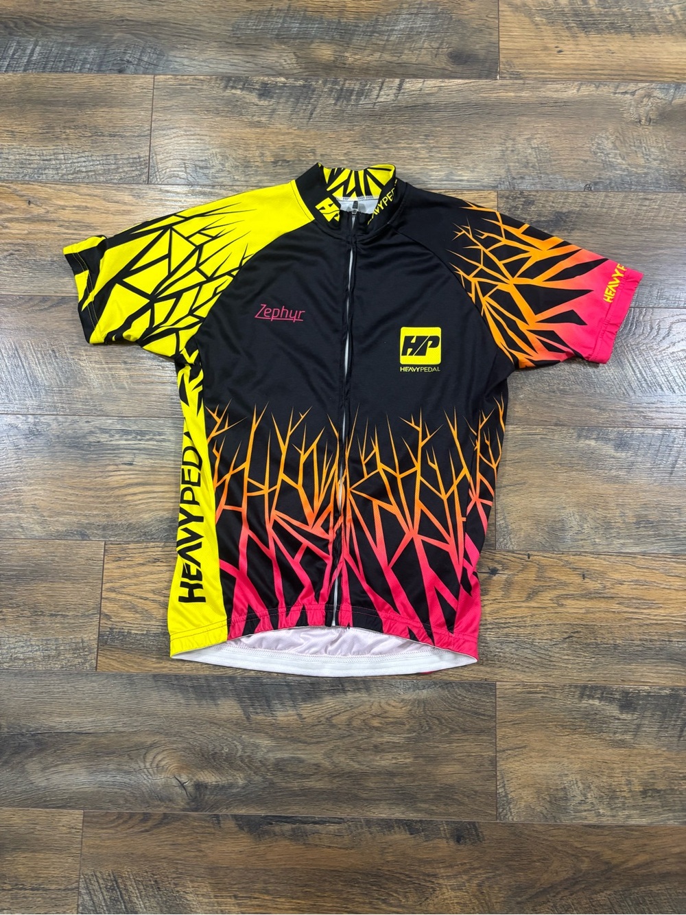 Zephyr Men's Short-Sleeve Cycling Jersey - Black/Yellow/Pink Gradient